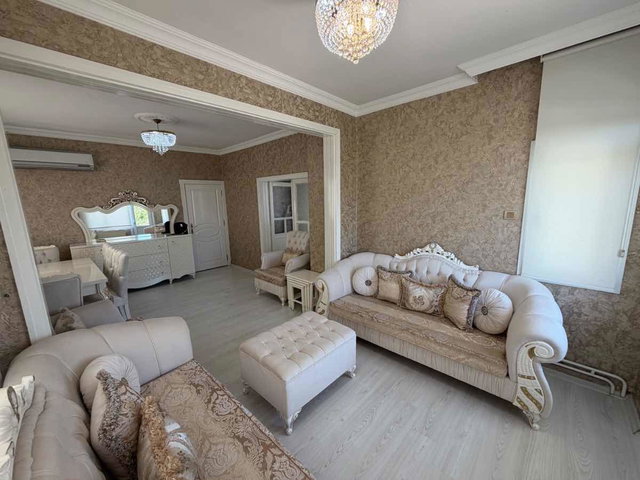 REMAX GÖKÇEM MEHMET AGHÖBÜR DEN BEYAZLAR MAH. SATILIK 3+1 DAİRE