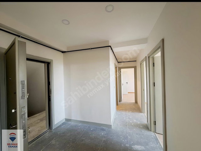 PENDIK DOĞU EŞSIZ  DENİZ MANZARALI SATILIK 3+1 SIFIR BİNA