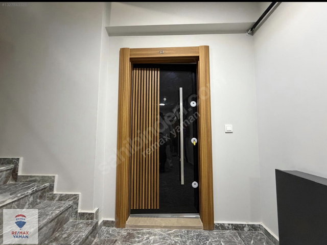 CEVİZLİ ORHANTEPE MAHALLESİ SIFIR BİNA AZ KATLI SATILIK 1+1