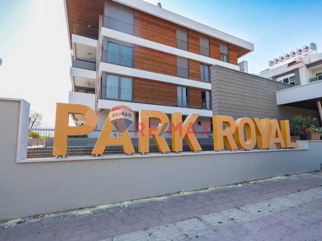 KONYAALTI KONAKLAR'DA ÖZGÜNTUR PARK ROYAL SİTESİ'NDE SATILIK 4+1 BAHÇE DUBLEKS