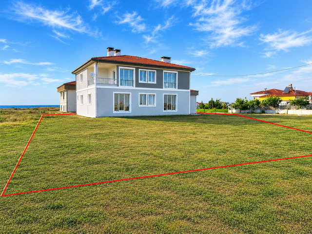 RE/MAX LAND'DEN KAPAKLI BAHÇEAĞIL'DA 840 M² ARSA İÇERİSİNDE 438 M² 5+2 VİLLA