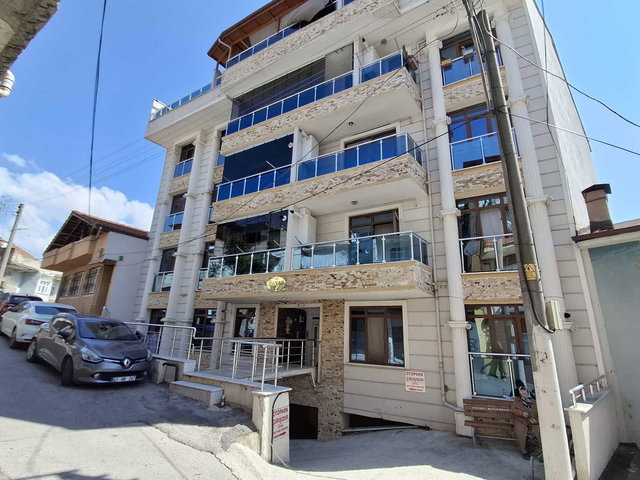 İZMIT MERKEZ HACIHIZIR'DA SATILIK 2+1 DAIRE (60M²)