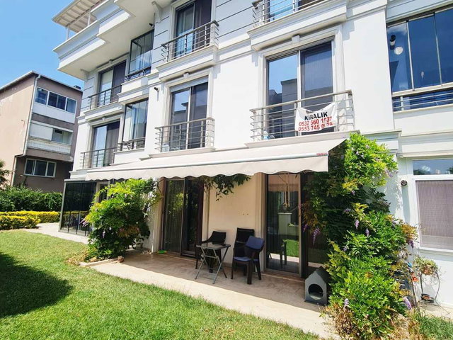 TUZLA SAHİLDE VİLLA TADINDA VERANDALI BAHÇE KATI DAİRE