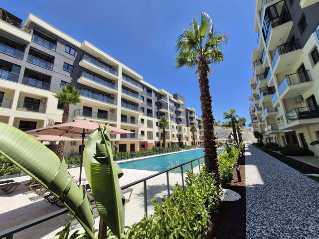 20 PARK YAŞAM ATLANTIS HAVUZ CEPHE 1+1 KIRALIK DAIRE
