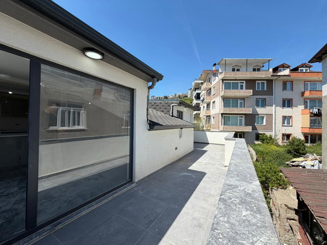 DENIZ MANZARALI 3+1 TERS ÇATI DUBLEKS DAIRE-150M²