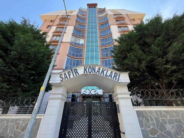 SAFİR KONAKLARI'NDA SATILIK ARA KAT 3+1 DAİRE