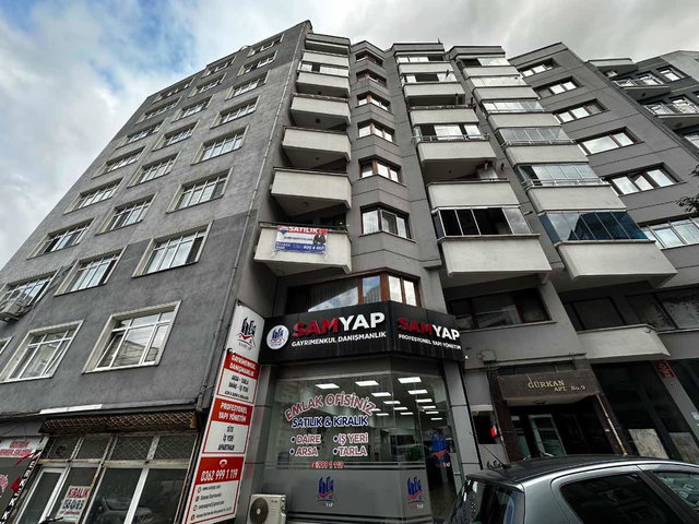 İLKADIM KILIÇDEDE MAHALLESİ'NDE SATILIK 3+1 DAİRE