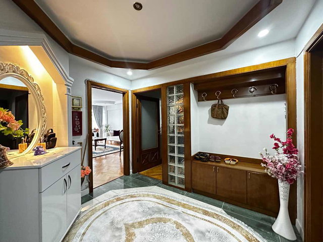İLKADIM KILIÇDEDE MAHALLESİ'NDE SATILIK 3+1 DAİRE