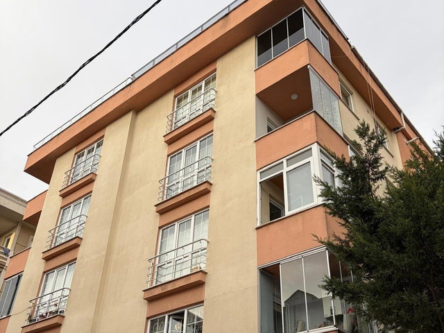 ATAŞEHİR İNÖNÜ MAHALLESİNDE GENÇ BİNADA 100 M2 3+1 SATILIK DAİRE