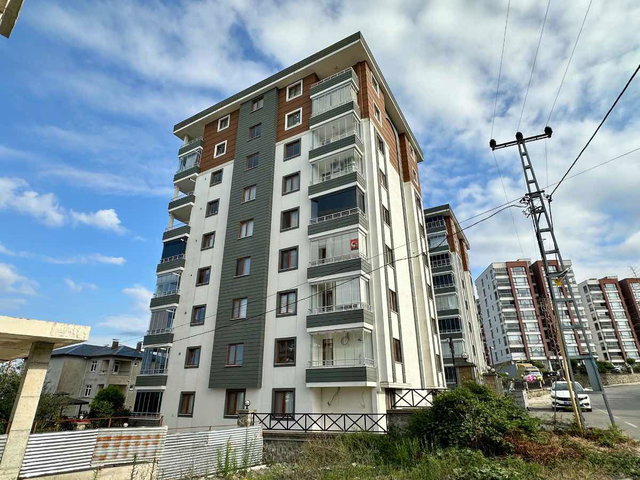YALINCAK ERGAN EVLERİ SİTESİNDE DENİZ MANZRALI 6.KAT 3+1 KİRALIK DAİRE
