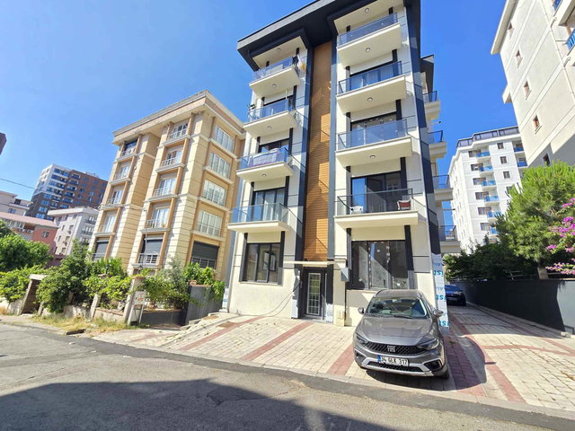 KARTALCUMHURİYET 'TE YÜKSEK GİRİŞ SATILIK 2+1 DAİRE