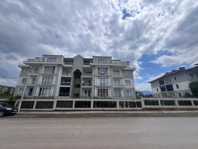 KOCAELI KARTEPE (KARTEPE KONAKLARI 2 ) 2+1 ÇATI DEBLEKS SATILIK