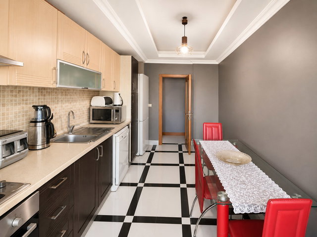 HAVUZLU GÜVENLIKLI SITEDE FULL DENIZ MANZARALI SATILIK 3+1 DAIRE