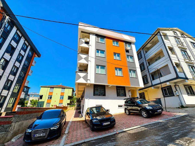 SULTANBEYLİ BATTALGAZİ'DE 120M2 3+1 KAPALI MUTFAK YÜKSEK GİRİŞ