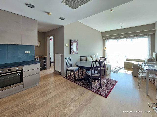 KÜÇÜKÇEKMECE TERRACE TEMA DA , SATILIK 1+1 DAİRE GÖL VE ŞEHİR