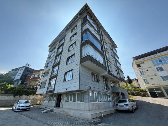 REMAX BARLAS GÜRLER'DEN BARUTHANE'DE SATILIK FIRSAT 3+1 DAİRE