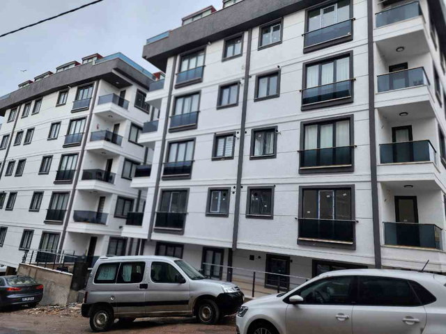 MALTEPE GİRNE MAHALLESİ'NDE KİRALIK 4+1 DUBLEX DAİRE