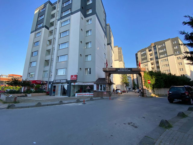 REMAX M ÇABUK ÇEKMEKÖY TAŞDELEN EKŞİOĞLU SULTANEVLERİ İÇİ TAMAMEN YENİLENMİŞ 3+1 SATILIK DAİRE