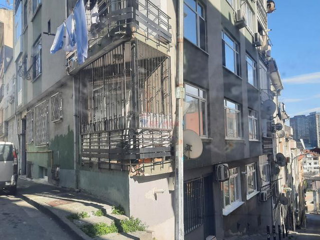 HASANPAŞA GAZHANE ÜSTÜ EŞYALI 2+1 BALKONLU KİRALIK DAİRE!!