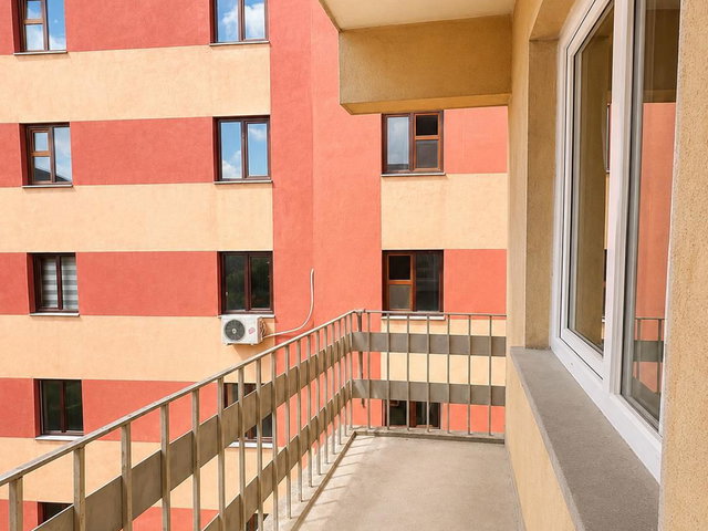 REMAX ARTIS'TEN SARAYBOSNA CADDESI'NDE SATILIK 3+1 DAIRE