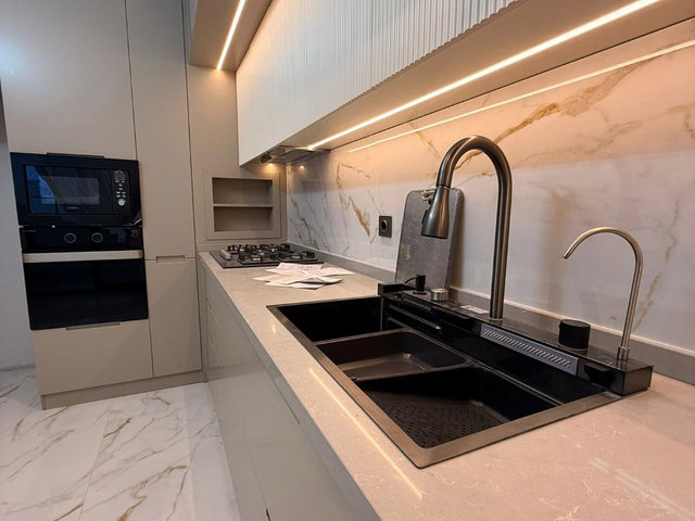 REMAX ARTIS'TEN ETÜ YOLUNDA SATILIK 3+1 ULTRA LÜKS DAIRE