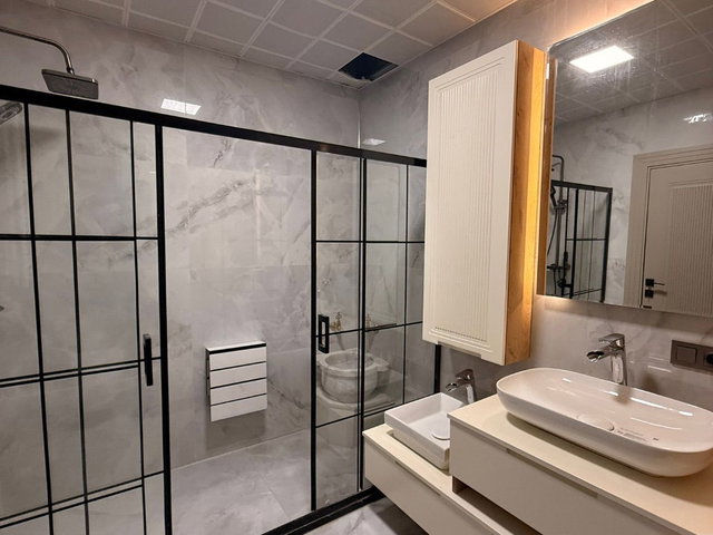 REMAX ARTIS'TEN ETÜ YOLUNDA SATILIK 3+1 ULTRA LÜKS DAIRE