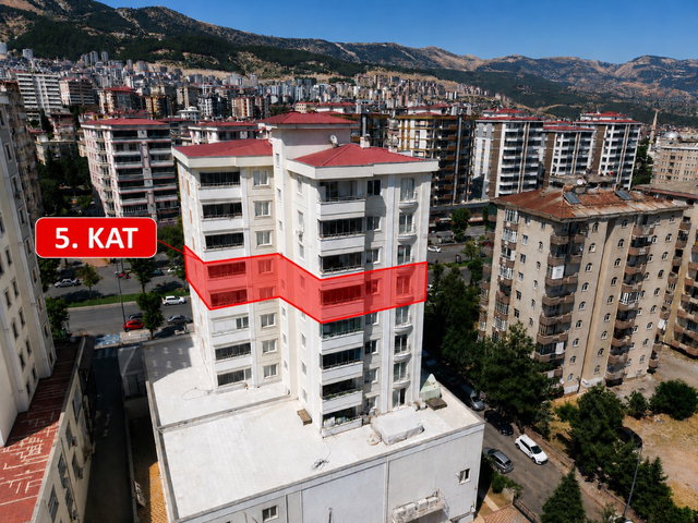 ONİKİŞUBATIN EN PRESTİJLİ CADDESİNDE 4+1 DUBLEKS DAİRE