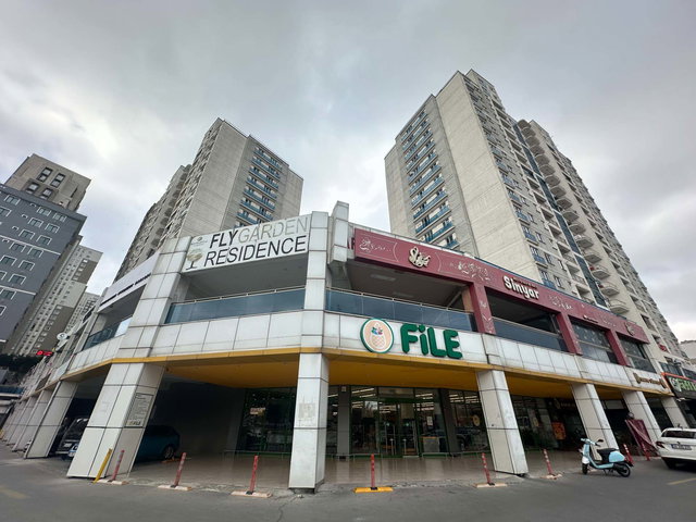 FLY GARDEN SİTESİNDE HAVUZ VE PEYZAJ CEPHE BOŞ 2+1 SATILIK DAİRE