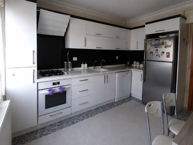 REMAX ARMA’DAN TORBALI HALK YAPI’DA TADİLATLI KİRALIK 3+1 DAİRE