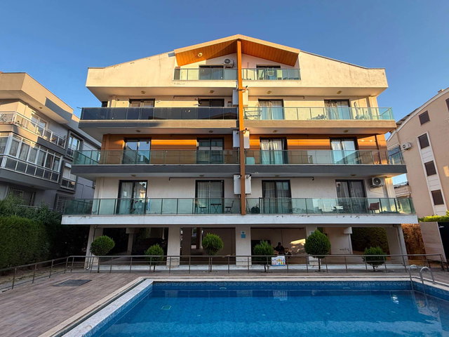 AYDIN EFELER MİMAR SİNAN MAHALLESİNDE HAVUZLU SİTEDE KİRALIK 1+1 ARAKAT DAİRE