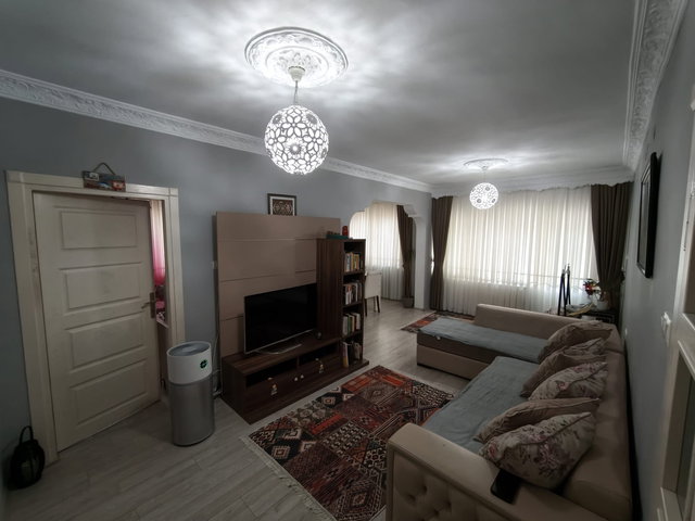 YARIMCADA SİTE İÇİNDE ARA KAT MASRAFSIZ 2+1 DAİRE