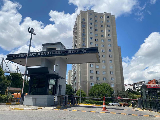 ESENYURT KIPTAŞ 5'TE SATILIK 2+1 DAIRE GÜNEY CEPHE 95 M²