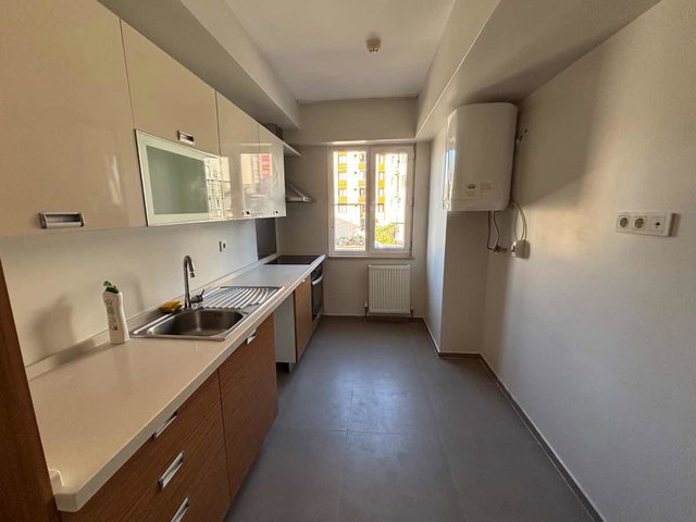 NEZİH TOWERS'TA KAPALI MUTFAK MASRAFSIZ KİRALIK 2+1 DAİRE