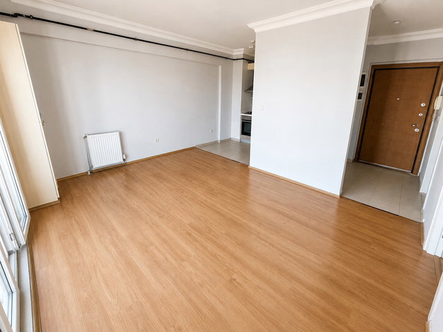 REMAX LAND'DEN NARİN PARK ERGUVAN'DA HAVUZ MANZARALI 1+1 DAİRE