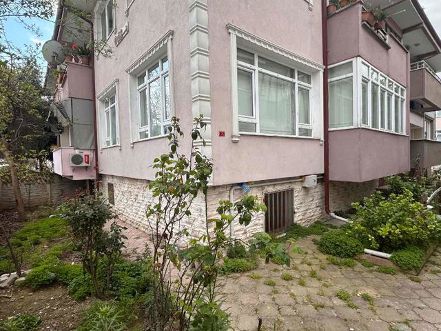 ERENLER BELEDİYESİNE YAKIN YÜKSEK ARSA PAYINA SAHİP SİTE İÇİNDE 2+1 SATILIK DAİRE