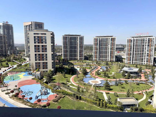 5.LEVENT TORUNLAR PEYZAJ MANZARALI HİÇ KULLANILMAMIŞ SATILIK 4+1 DAİRE