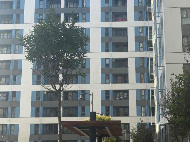KAPER SITESI'NDE FULL EŞYALI, KISMI DENIZ MANZARALI  1+1 KİRALIK DAİRE