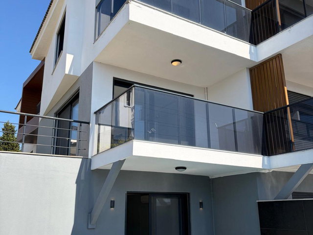 ÇEŞME ALAÇATI’DA SIFIR 3+2 DENİZ MANZARALI MÜSTAKİL HAVUZLU VİLLA