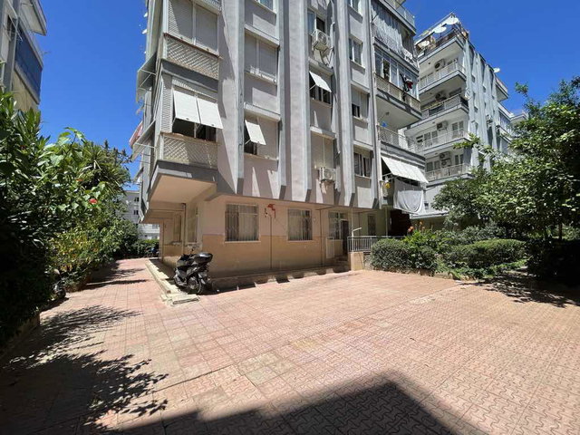 AKTOPRAK’TA SİTE İÇİNDE 2+1 BAHÇE KATI | TRAMVAYA 300 METRE | DOĞU-GÜNEY CEPHE |