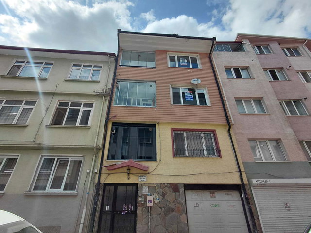 YENİBAĞLAR MAH. ESPARK VE ANADOLU ÜNİ. YAKINI 3+1 KİRALIK DAİRE