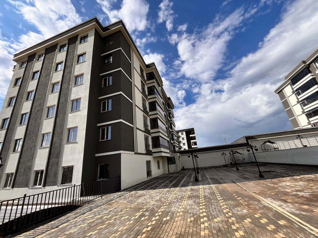 REMAX İLKE'DEN YILDIZKENT'TE 4+1 SATILIK LÜKS DAİRE