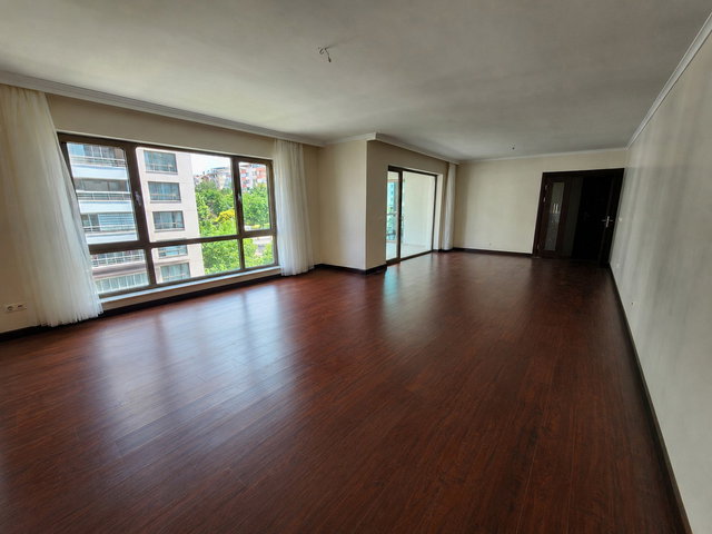 ÇANKAYA SANCAK MAHALLESİ YILDIZ PARK EVLERİNDE 4+1 SATILIK DAİRE
