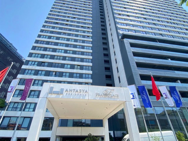 ÜMRANİYE ANTASYA REZİDANSTA SATILIK 2+1 DAİRE...