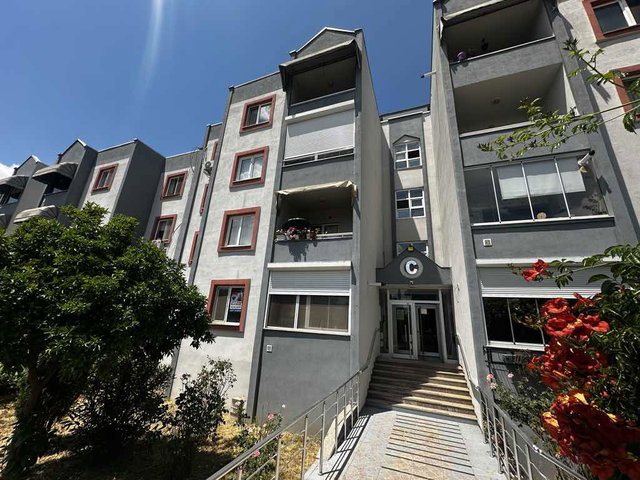 YUVAM AKARCA ÖZEL YAPILI 3+1 MERKEZİ KONUMDA KİRALIK DAİRE