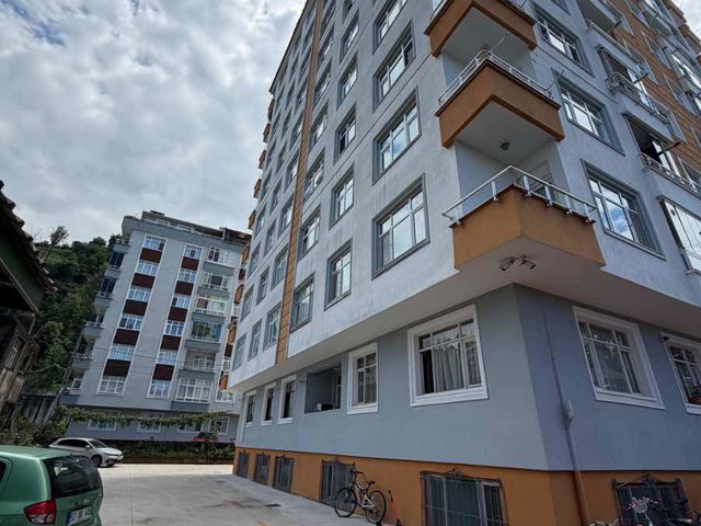 REMAX'DAN İSLAMPAŞA'DA 3+1 DENİZ MANZARALI KİRALIK TEMİZ DAİRE