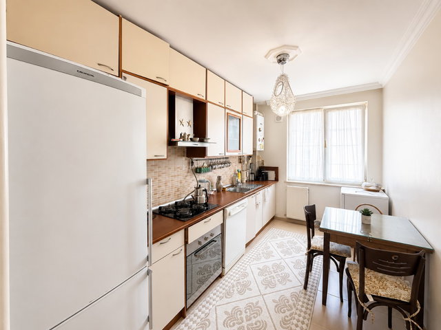 ERGUVAN KONUTLARINDA 1+1 KAPALI MUTFAK KİRALIK DAİRE