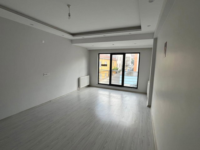 RE/MAX İNCİ'DEN İVRİNDİ BEDRETTİN MAH.’DE 2+1 KİRALIK DAİRE