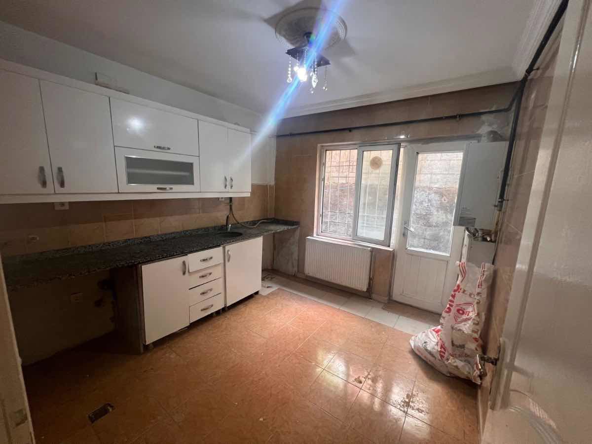 REMAX GÖKÇEM İLHAN INAN DAN KİRALIK 2+1 LÜKS DAIRE