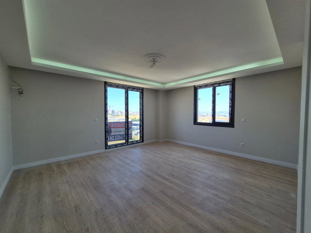 PENDİK METROYA YAKIN SATILIK MANZARALI LÜKS 2+2 DUBLEKS DAİRE