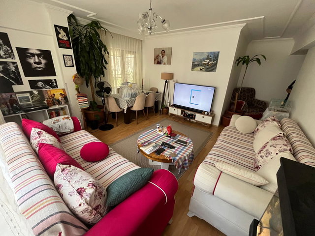 ŞEMSETTIN GÜNALTAY CADDESINDE  3+1  120 M² SATILIK MASRAFSIZ DAIRE